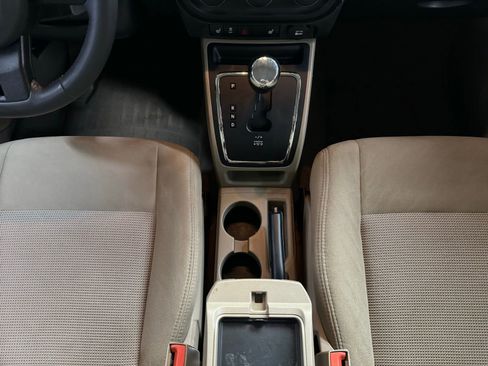 Used 2015 Jeep Patriot Latitude image 20