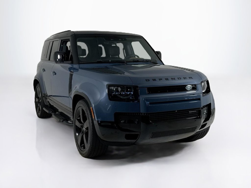 Used 2023 Land Rover Defender 110 X-Dynamic SE AWD/4WD image 7