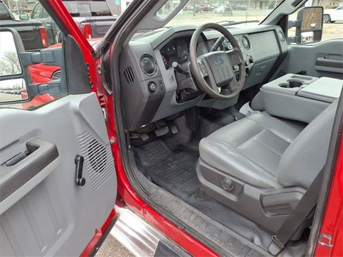 Used 2011 Ford F250 XL w/ XL Value Pkg image 10