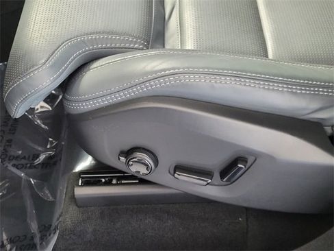 Certified 2024 Volvo XC90 B6 Ultimate w/ Lounge Package image 13