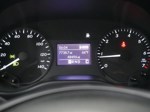 Used 2017 Mercedes-Benz Metris Worker image 13