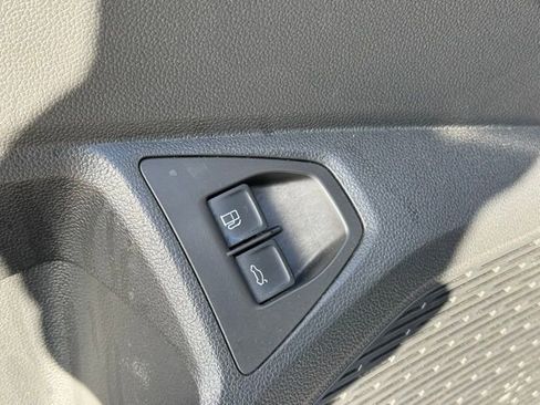 Certified 2024 Volkswagen Jetta SE FWD image 30