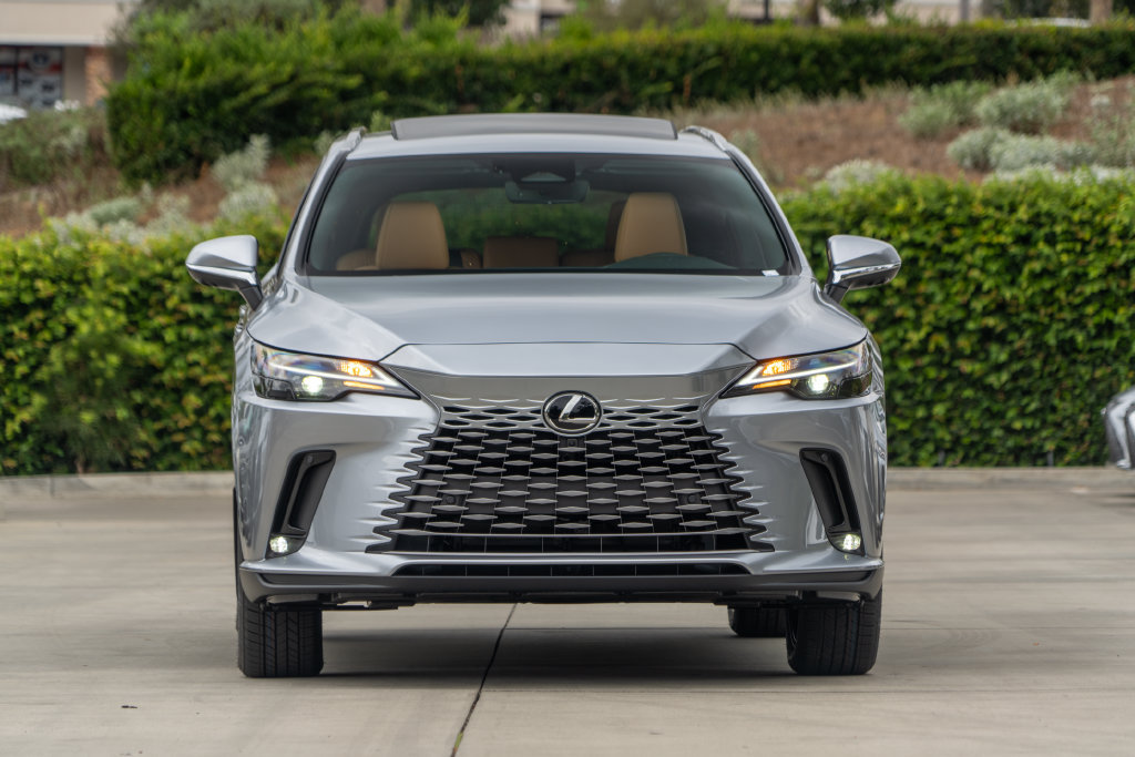 New 2026 Lexus RX 350 Premium w/ Accessory Package (Z1) FWD image 3