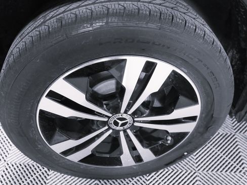 Certified 2026 Mercedes-Benz GLA 250 4MATIC image 15