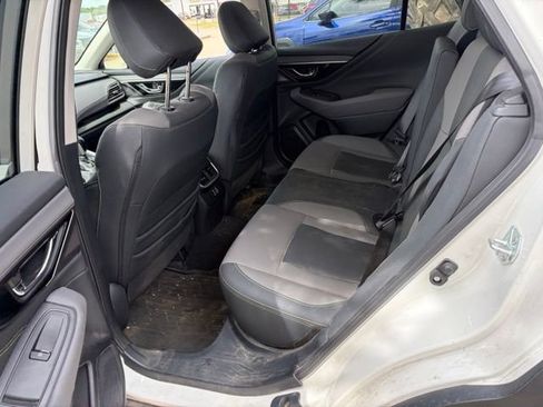 Used 2025 Subaru Outback Onyx Edition AWD/4WD image 18