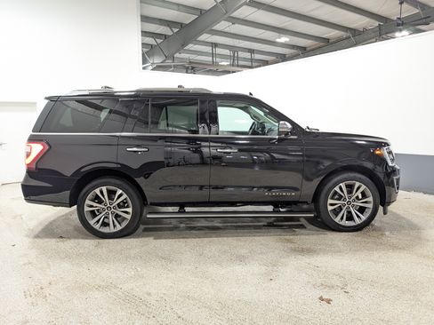 Used 2020 Ford Expedition Platinum AWD/4WD image 2
