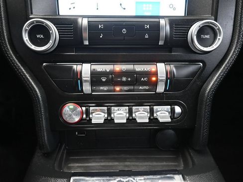 Used 2017 Ford Mustang GT RWD image 19