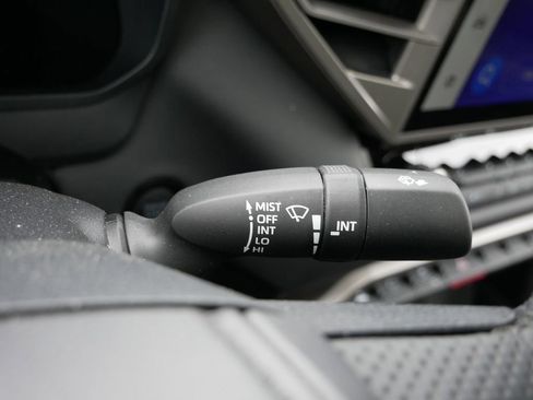 Used 2026 Toyota Tundra Limited AWD/4WD image 34
