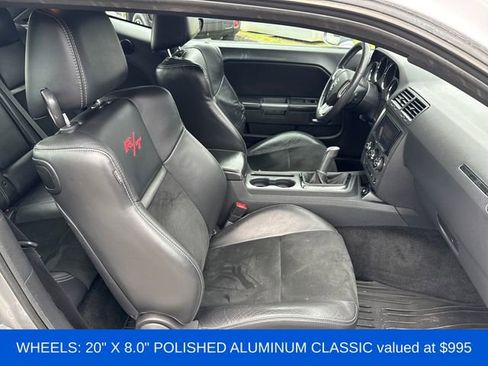 Used 2014 Dodge Challenger R/T image 9