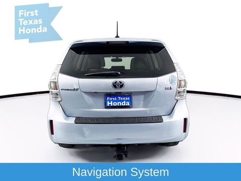 Used 2014 Toyota Prius V Five image 6