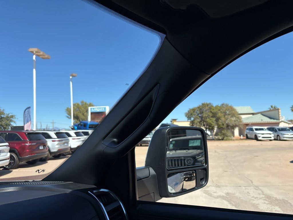New 2026 RAM 2500 Laramie w/ Sport Appearance Package AWD/4WD image 35
