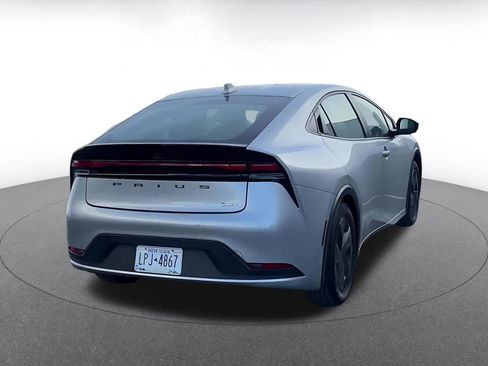 Used 2025 Toyota Prius LE image 14