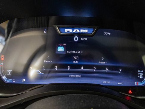 New 2026 RAM 1500 Big Horn AWD/4WD image 34