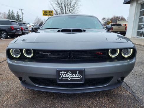 Used 2018 Dodge Challenger R/T Plus image 3