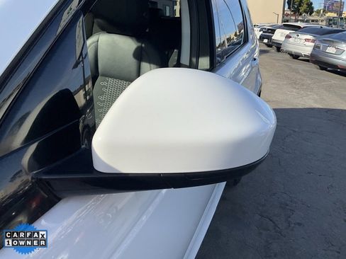 Used 2019 Land Rover Discovery Sport SE image 89