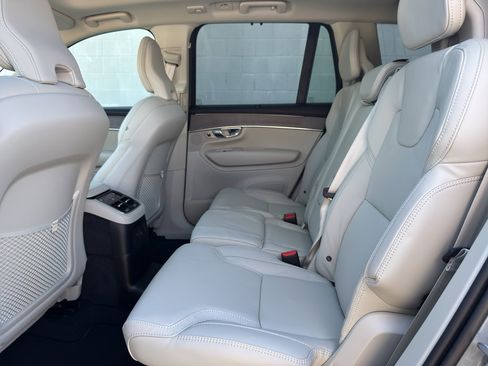 New 2026 Volvo XC90 T8 Ultra w/ Protection Package Premier AWD/4WD image 28