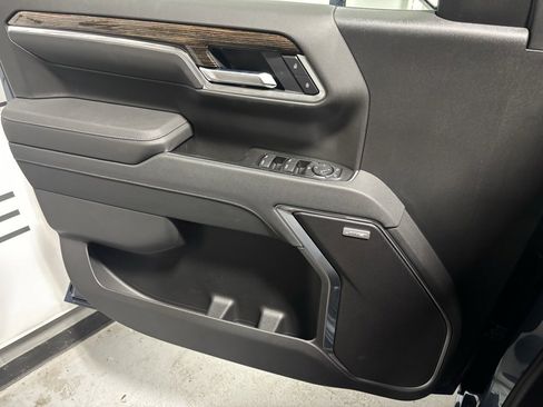 New 2026 GMC Sierra 1500 Elevation image 10