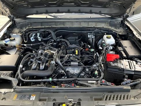 Used 2023 Ford Bronco Big Bend image 9