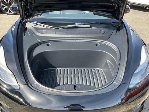 Used 2023 Tesla Model 3 Standard Range image 11