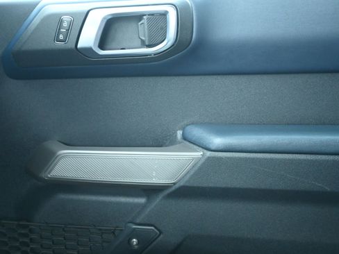 Used 2022 Ford Bronco Outer Banks w/ Sasquatch Package image 29