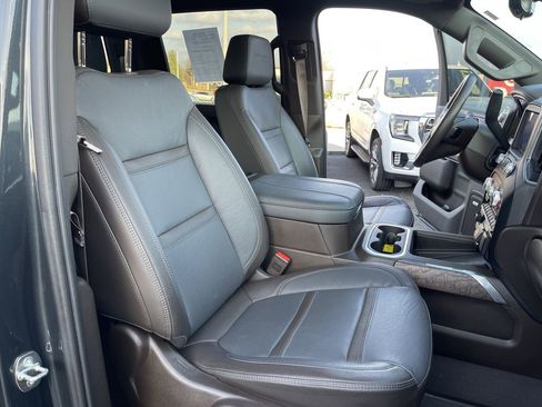 Used 2023 GMC Sierra 2500 Denali w/ Denali Ultimate Package image 29