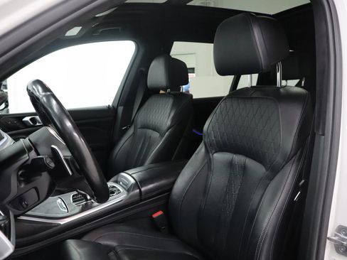 Used 2020 BMW X7 M50i AWD/4WD image 16