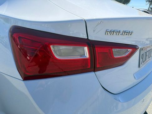 Used 2024 Chevrolet Malibu LT FWD image 7