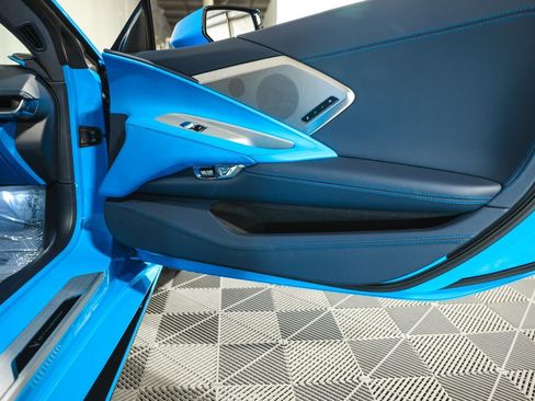 Used 2024 Chevrolet Corvette Stingray Premium Cpe image 25