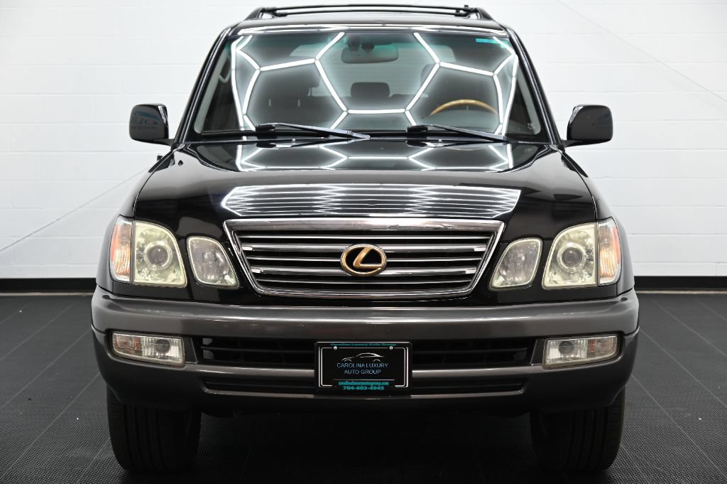 Used 2004 Lexus LX 470 4WD w/ Preferred Accessory Pkg image 7