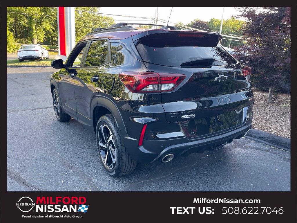 Used 2021 Chevrolet TrailBlazer RS w/ Convenience Package AWD/4WD image 3
