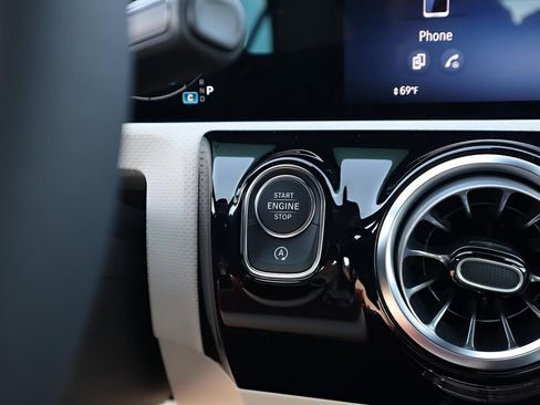 New 2026 Mercedes-Benz CLA 250 4MATIC image 38