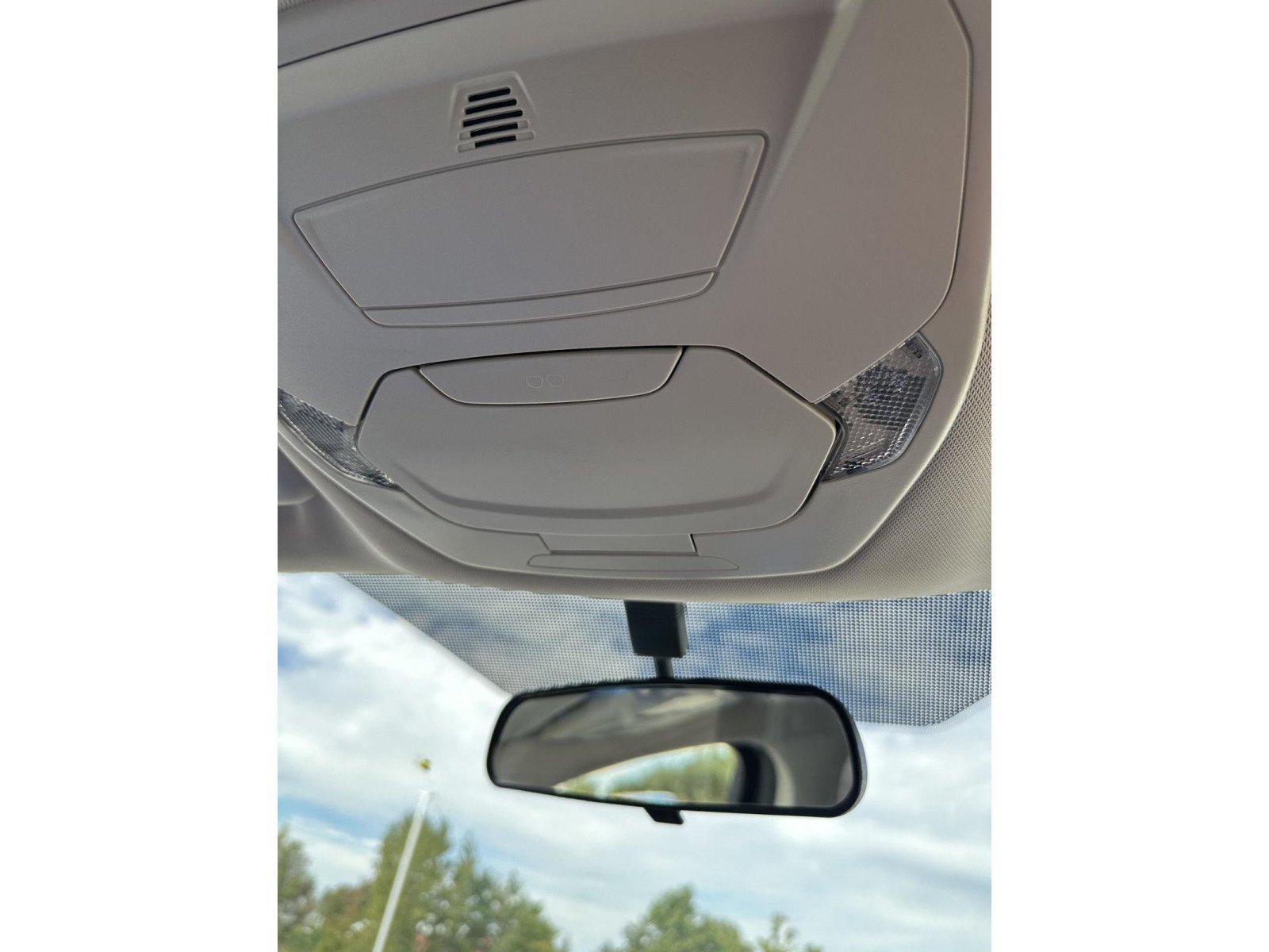 Used 2016 Ford Escape SE w/ Equipment Group 201A FWD image 47