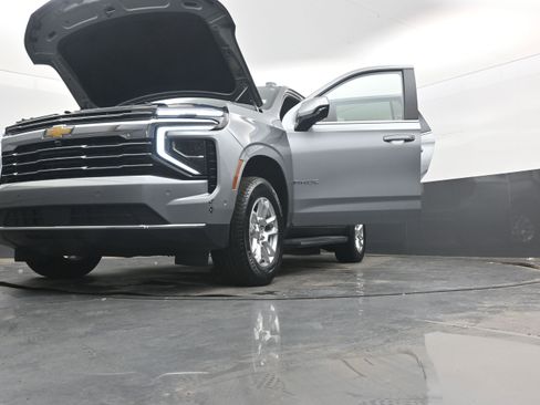 Used 2025 Chevrolet Tahoe LT AWD/4WD image 44