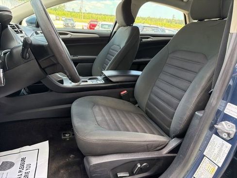 Used 2018 Ford Fusion SE image 19