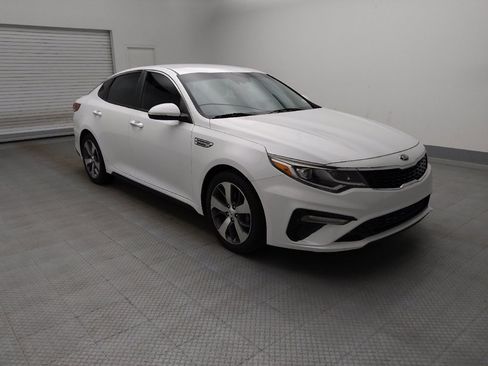 Used 2020 Kia Optima S FWD image 13