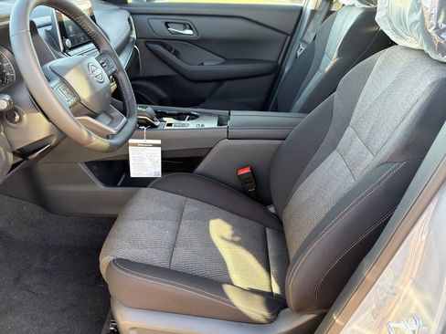 New 2026 Nissan Rogue SV image 11