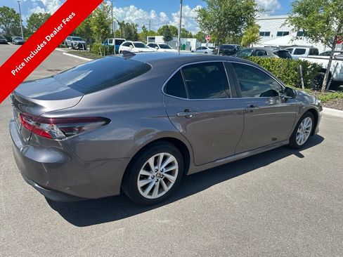 Used 2021 Toyota Camry LE FWD image 4