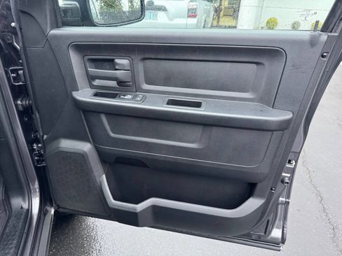 Used 2015 RAM 1500 Express image 16