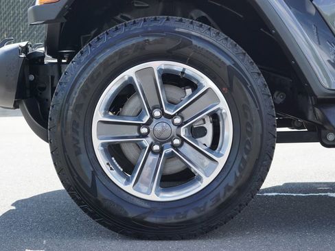 Used 2022 Jeep Wrangler Unlimited Sahara w/ LED Lighting Group image 11