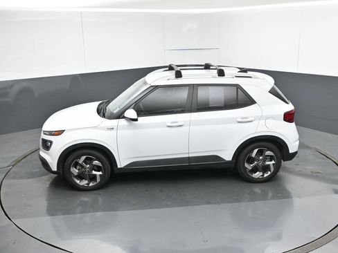 Used 2021 Hyundai Venue SEL w/ Cargo Package image 49