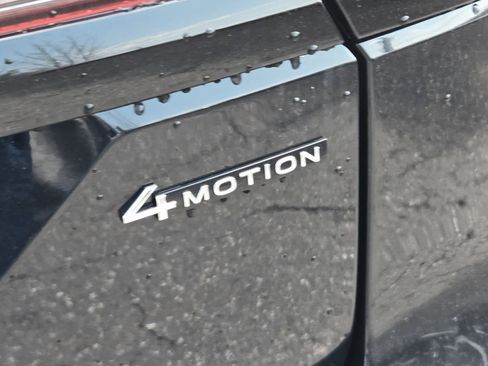 New 2026 Volkswagen Atlas Peak Edition AWD/4WD image 8