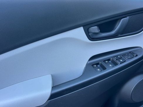 Used 2023 Hyundai Kona SEL w/ Cargo Package image 12