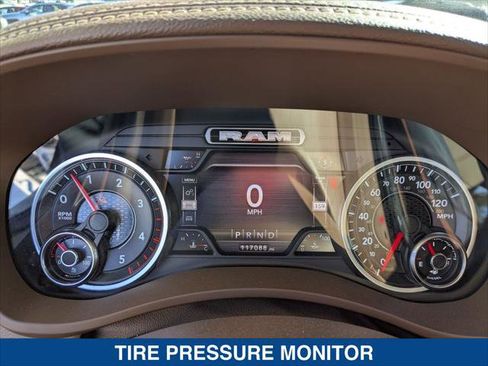 Used 2019 RAM 2500 Laramie image 14