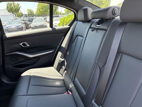 Certified 2025 BMW 330i Sedan RWD image 32
