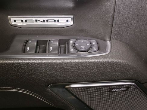 Used 2023 GMC Sierra 1500 Denali w/ Denali Reserve Package AWD/4WD image 45