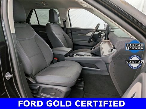 Certified 2025 Ford Explorer Active image 22