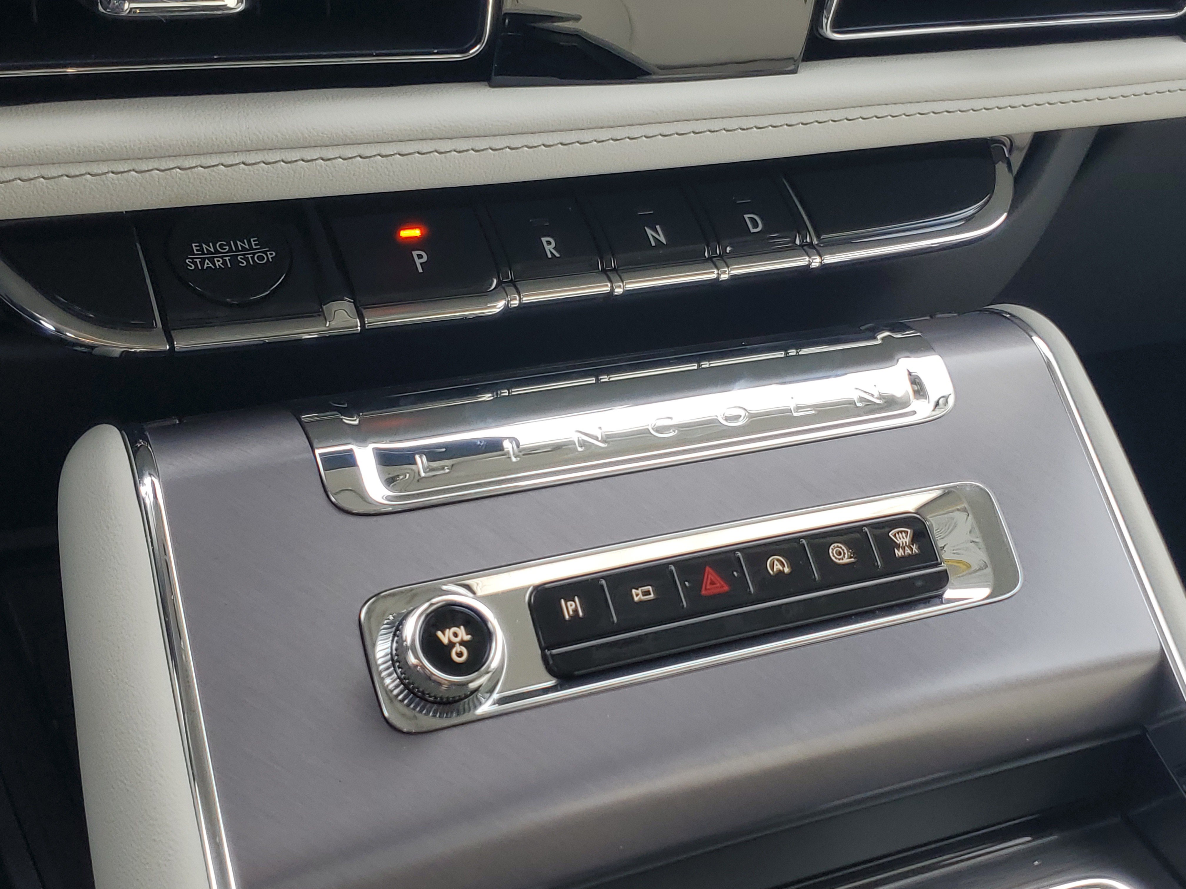 New 2026 Lincoln Aviator AWD image 21