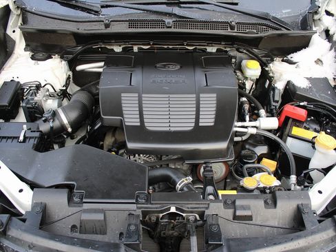 Used 2023 Subaru Forester Limited image 35