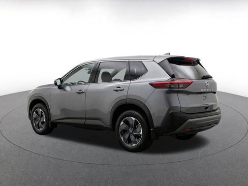 Used 2025 Nissan Rogue SV AWD/4WD image 7
