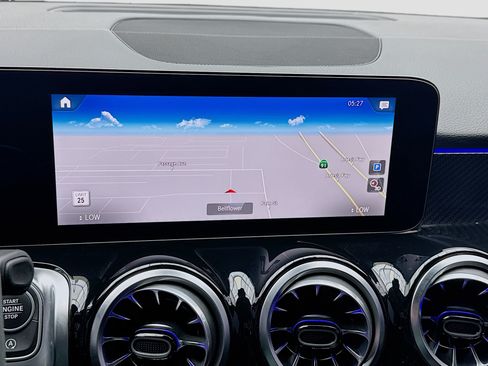 Used 2023 Mercedes-Benz GLB 35 AMG 4MATIC image 9